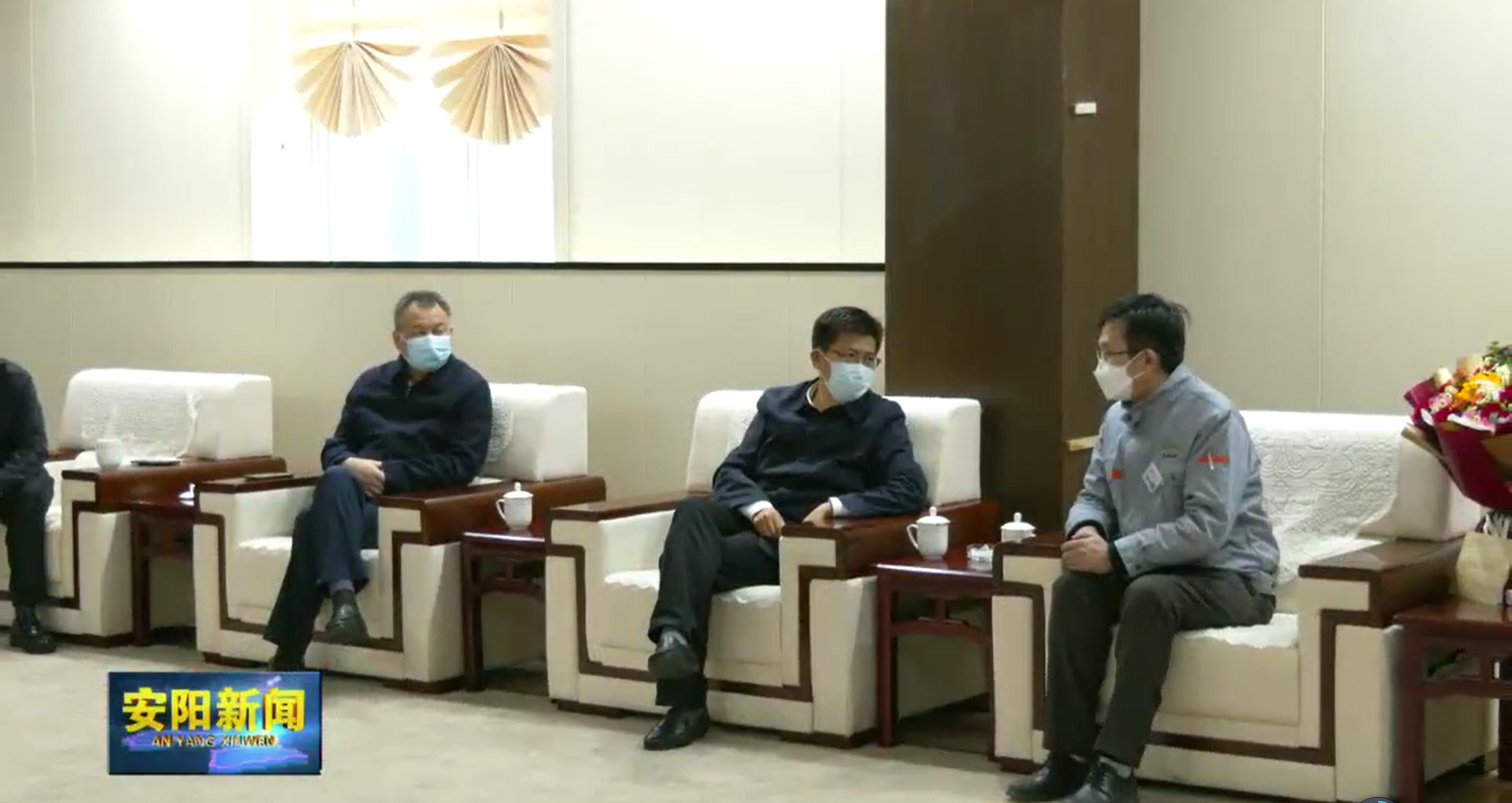 安阳市委书记袁家健慰问克能新能源创始人柯克博士（2022年2月13日）
